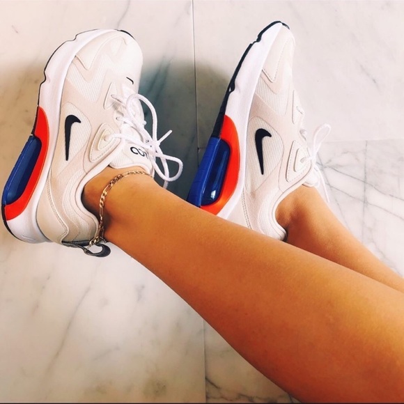 Air Max 200, multiple sizes available - Picture 7 of 9